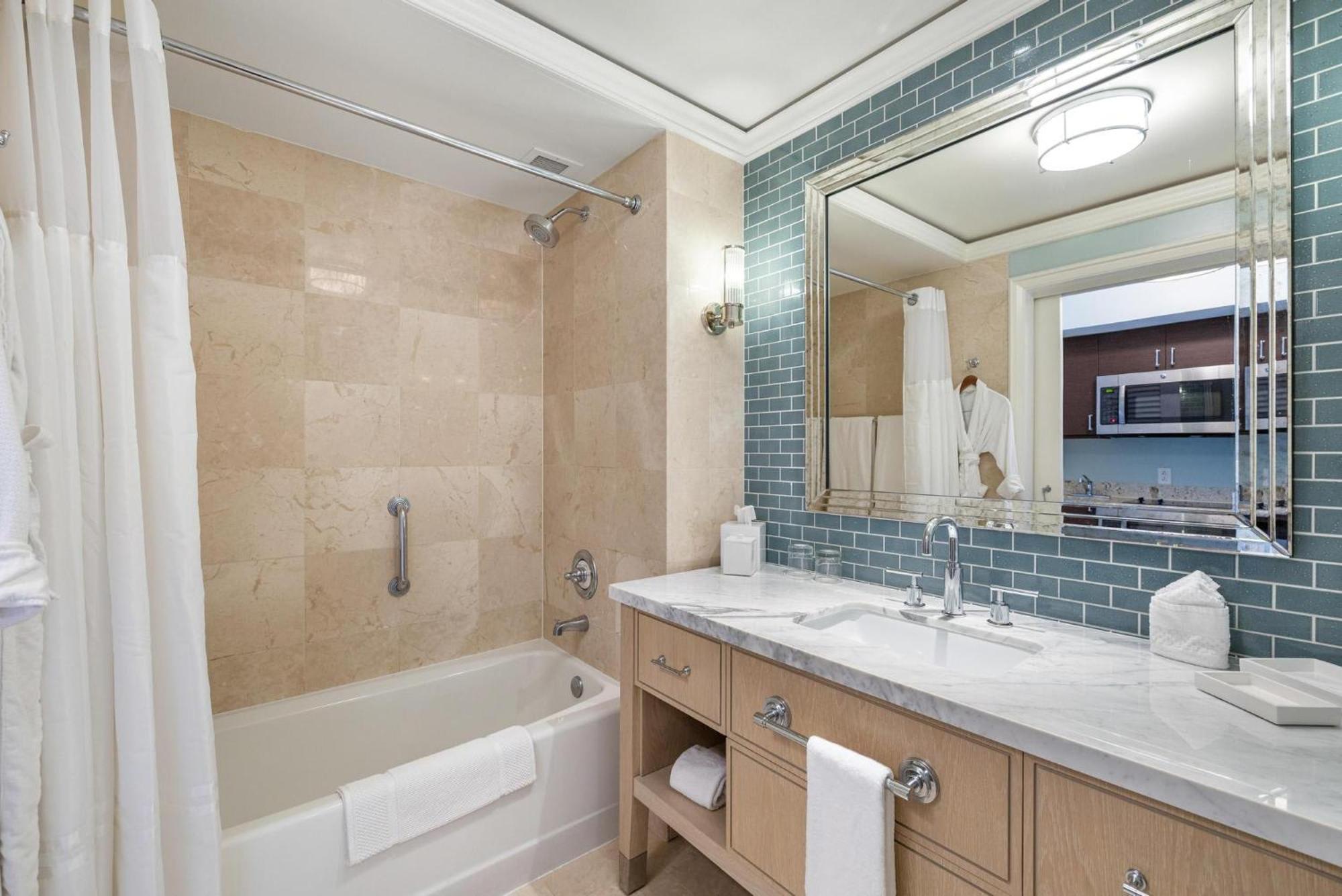 Charming 5 Star Condo Unit Situated At Ritz Carlton-Key Biscayne Miami Eksteriør bilde